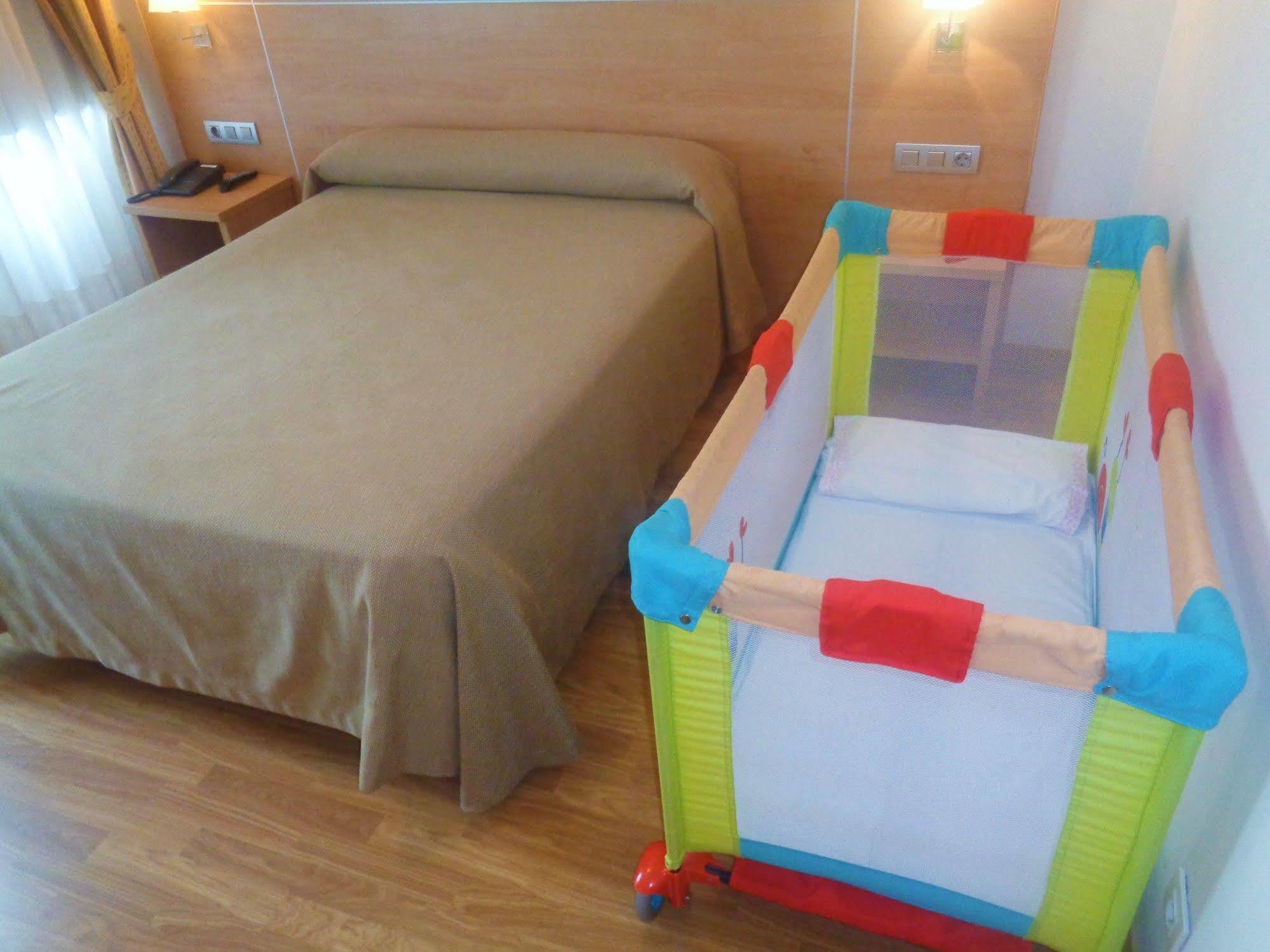 Hotel Las Anclas El Astillero Ngoại thất bức ảnh