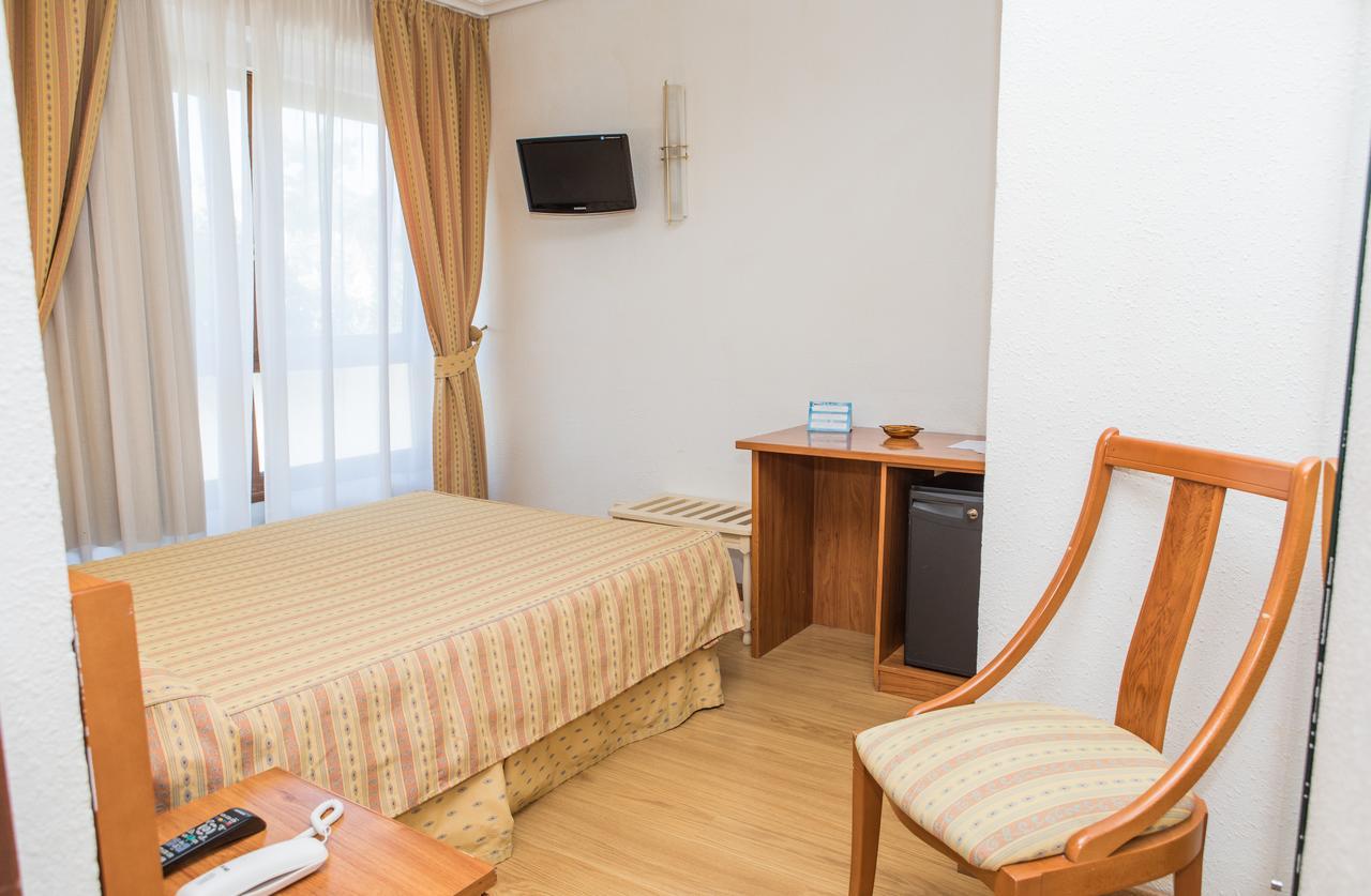 Hotel Las Anclas El Astillero Ngoại thất bức ảnh
